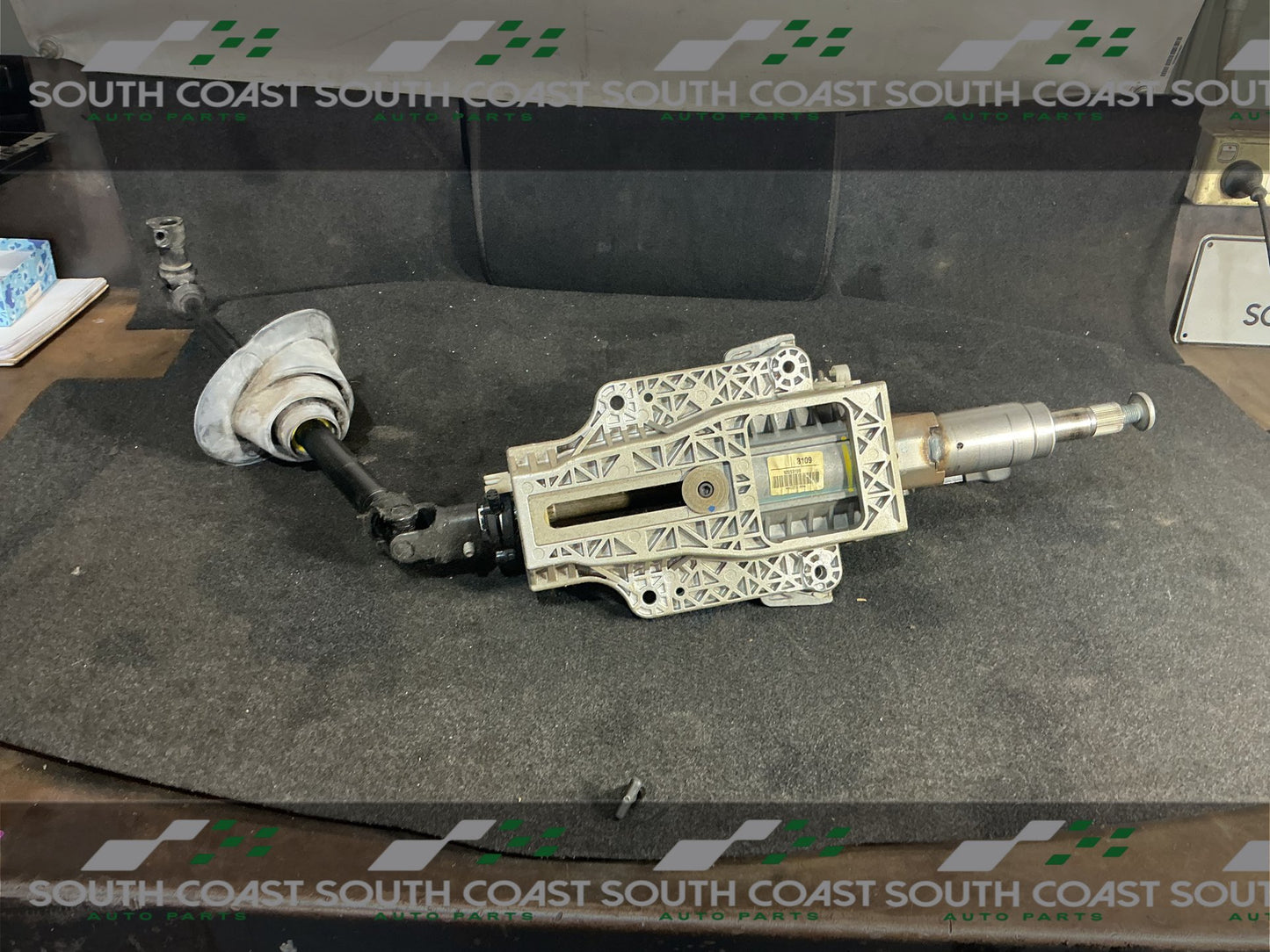 2011 Holden Commodore VE Steering Column 92253109