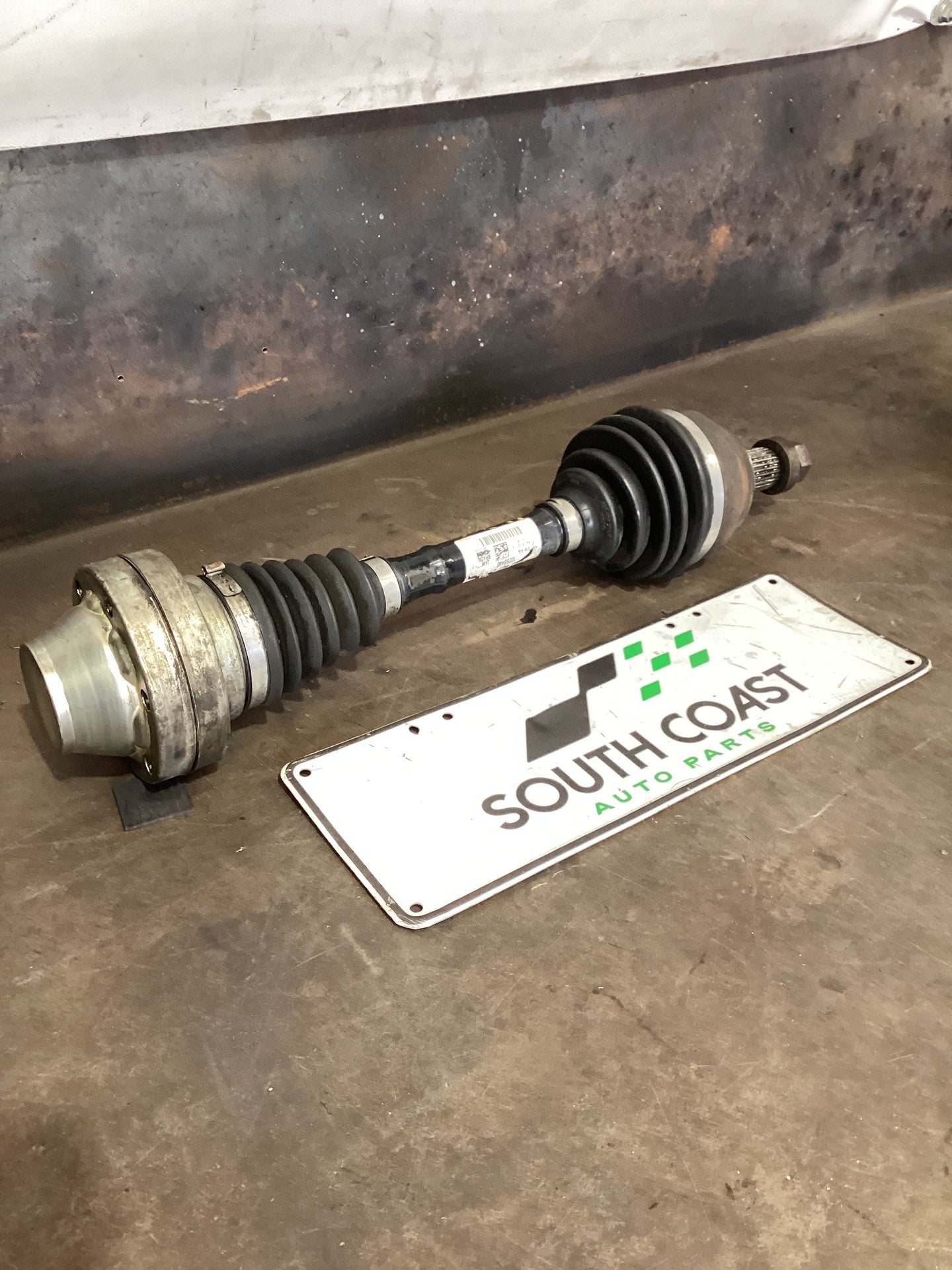 2018 Volkswagen Amarok Right Front Drive Axle 2H04072714