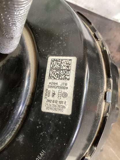 2018 Volkswagen Amarok Brake Booster 2H2612101E