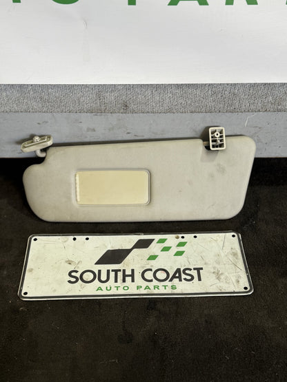 2005-2006 Holden Commodore VZ Left Sun Visor 90431629