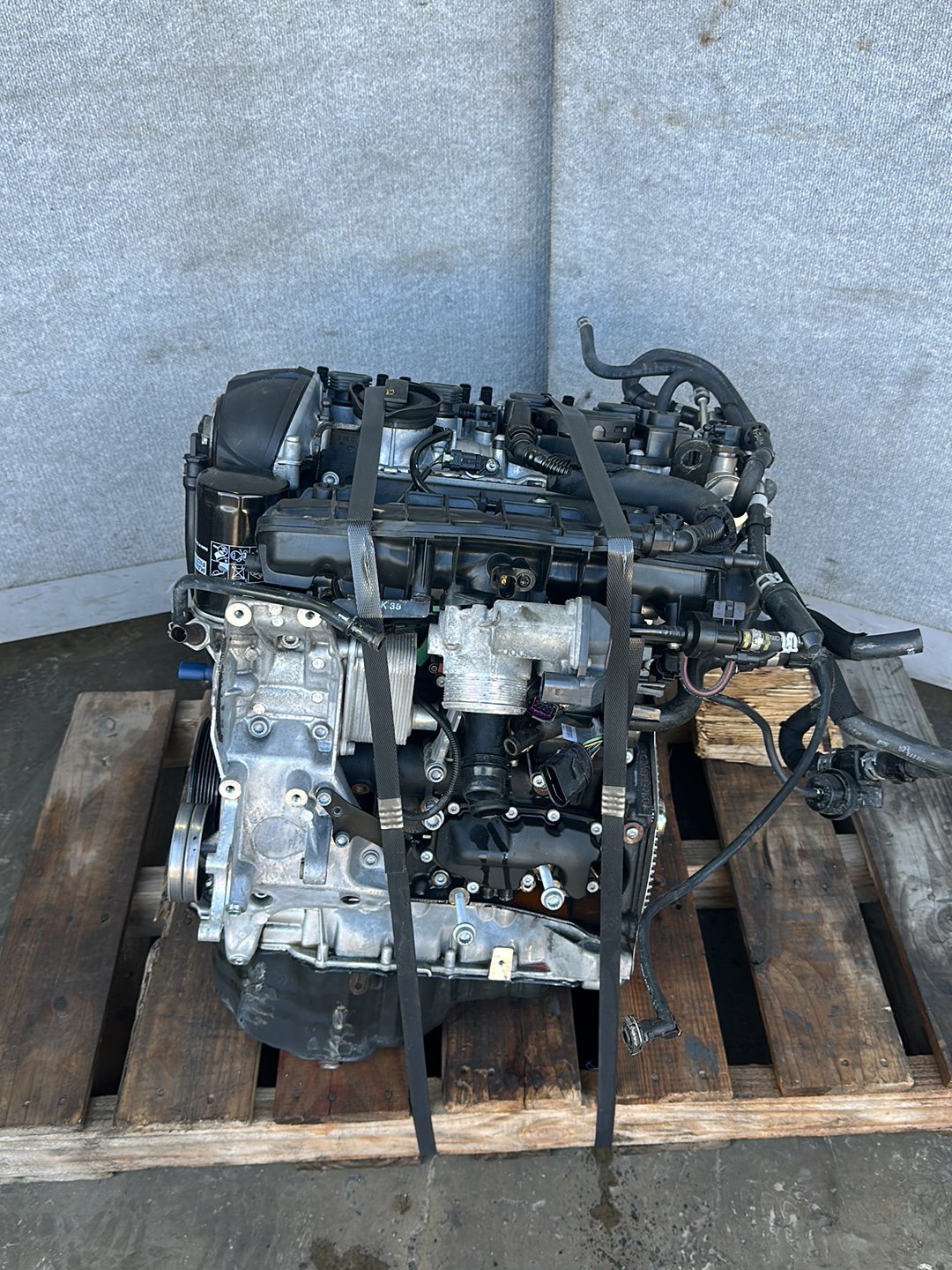 2009 Audi A4 B8 WAUZZ8K9AA071441 Engine CDN093760