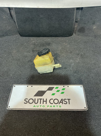 Holden Calais VE 6G1EX55768L940846 Power Steering Reservoir