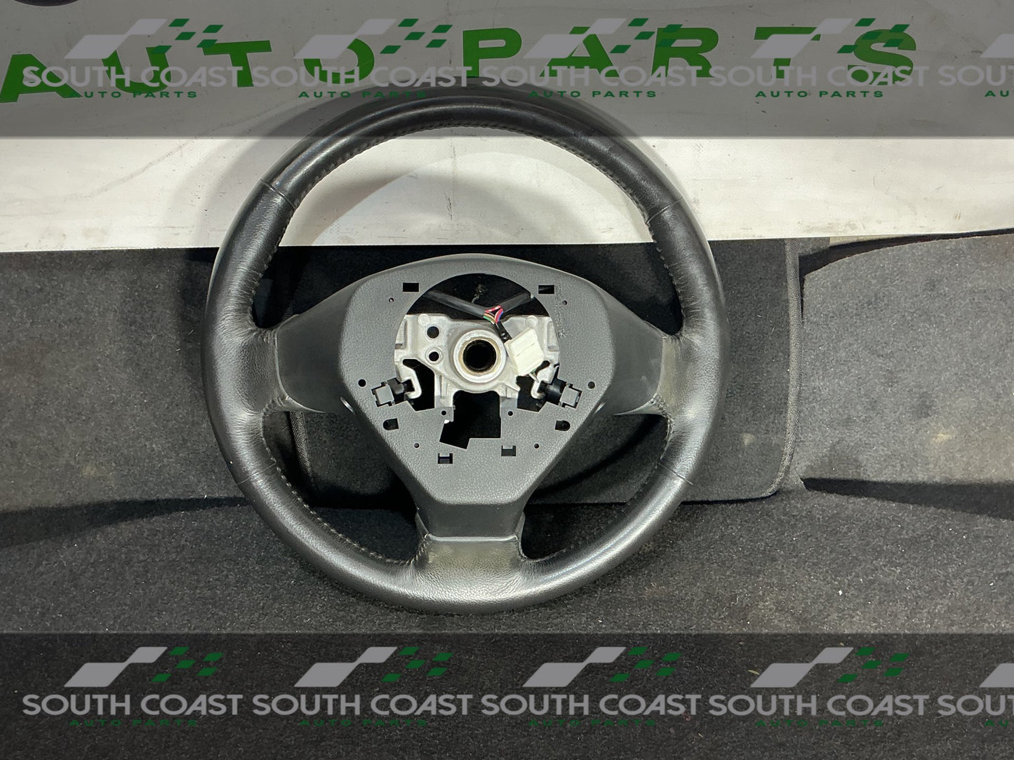 Subaru Forester SH  Steering Wheel
