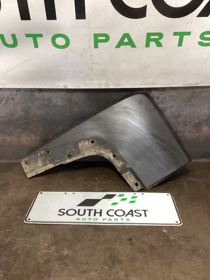 2018 Volkswagen Amarok Mud Flaps Set