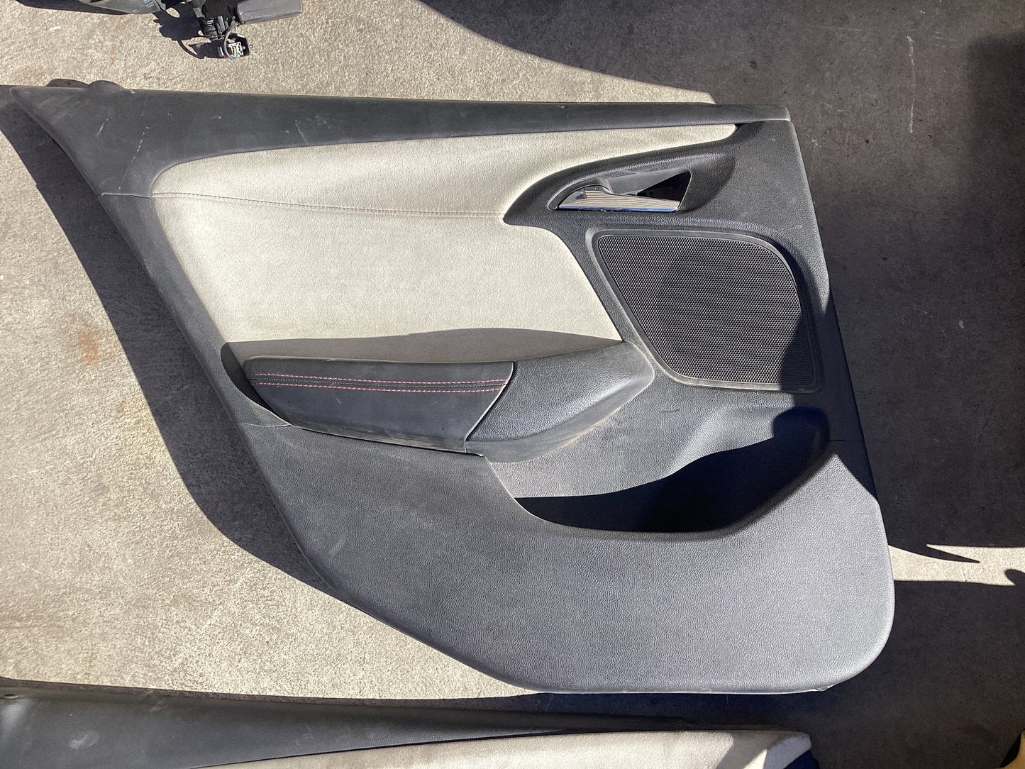 2013 - 2015 Holden Commodore   Complete Interior