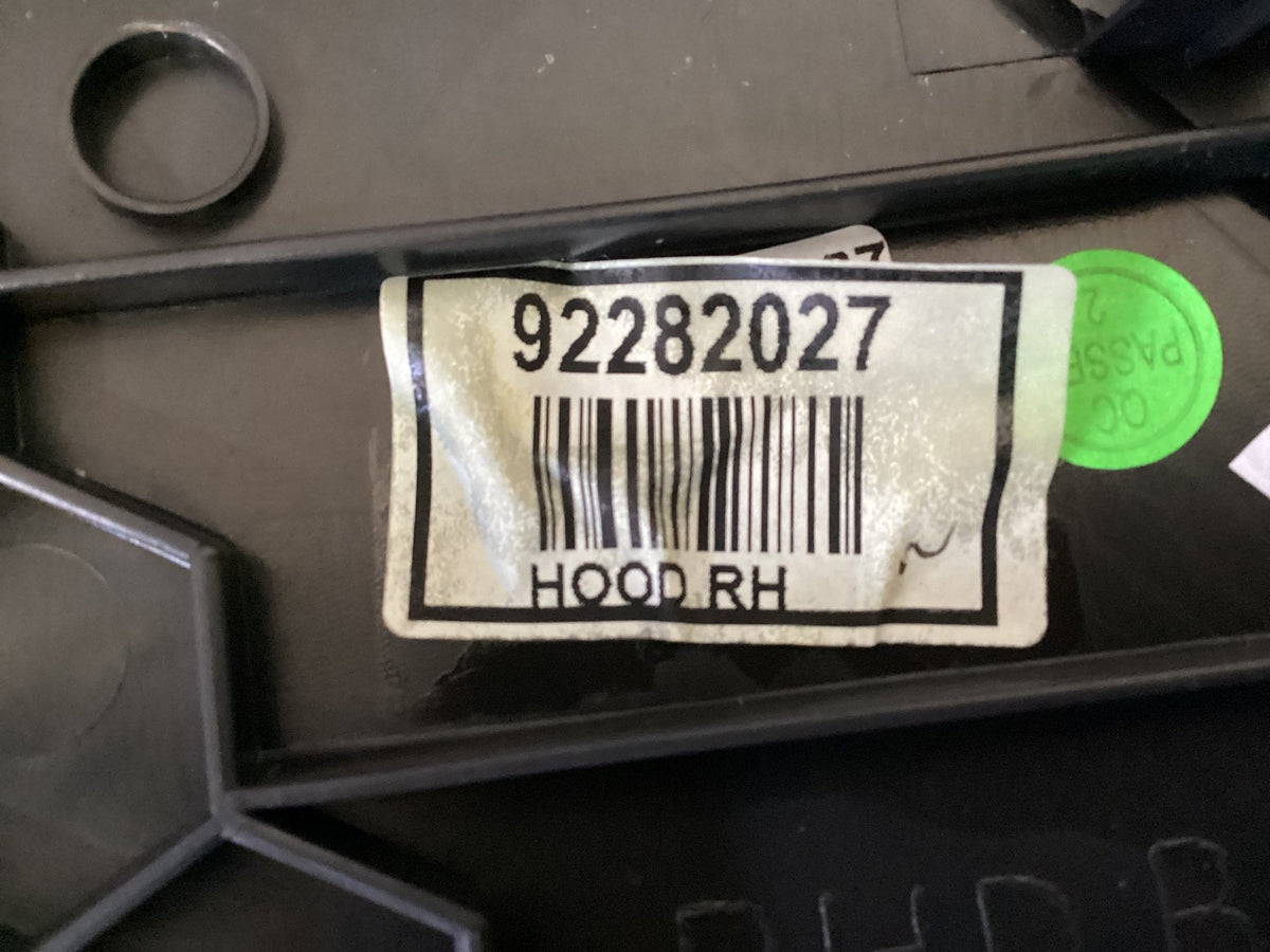 2017 Holden Commodore VF Dash Pad 92282027