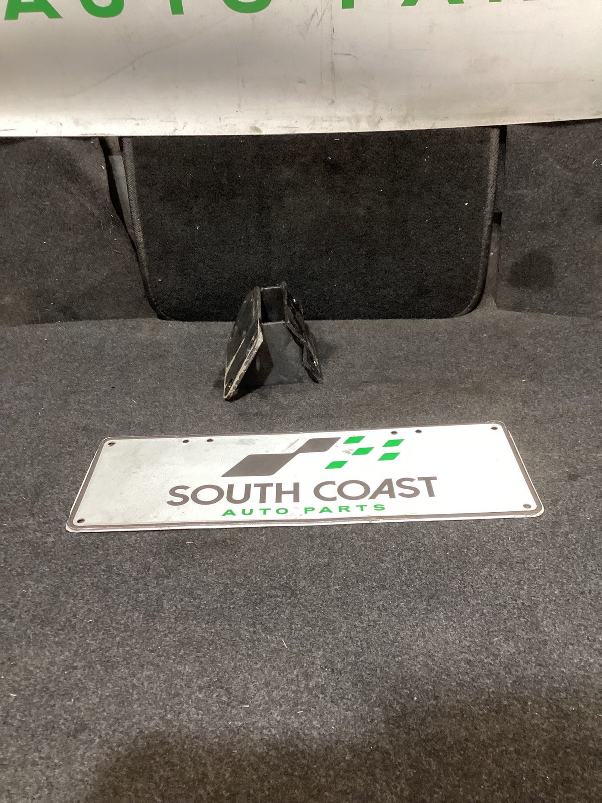 1994 Holden Commodore VR Engine Mount