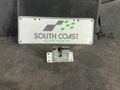 2005 Holden Commodore VZ  Tailgate Latch