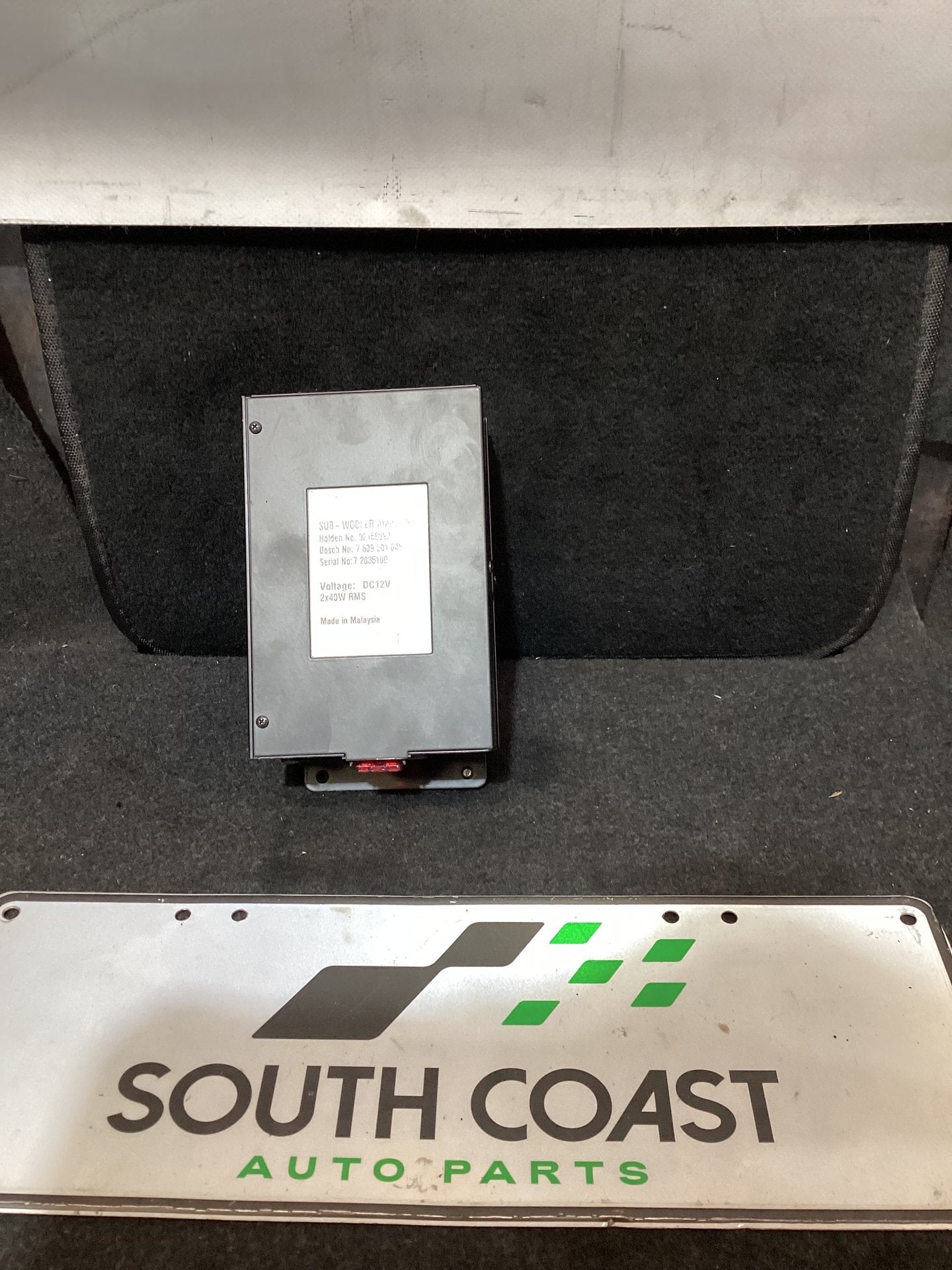 2007 Holden Calais VE 6G1EX55768L940846 Amplifier/Subwoofer Unit 92158092