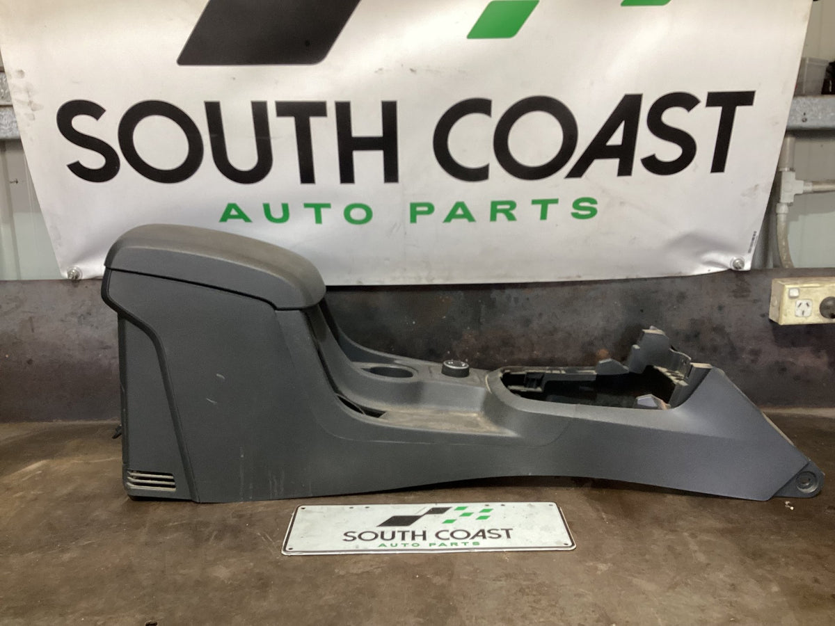 2013 Holden Colorado RG U148CK Centre Console