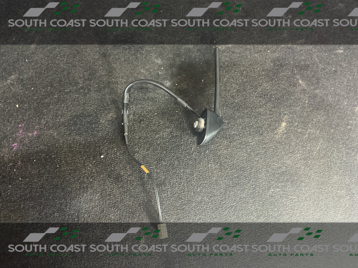 2008 Subaru Forester SH Antenna