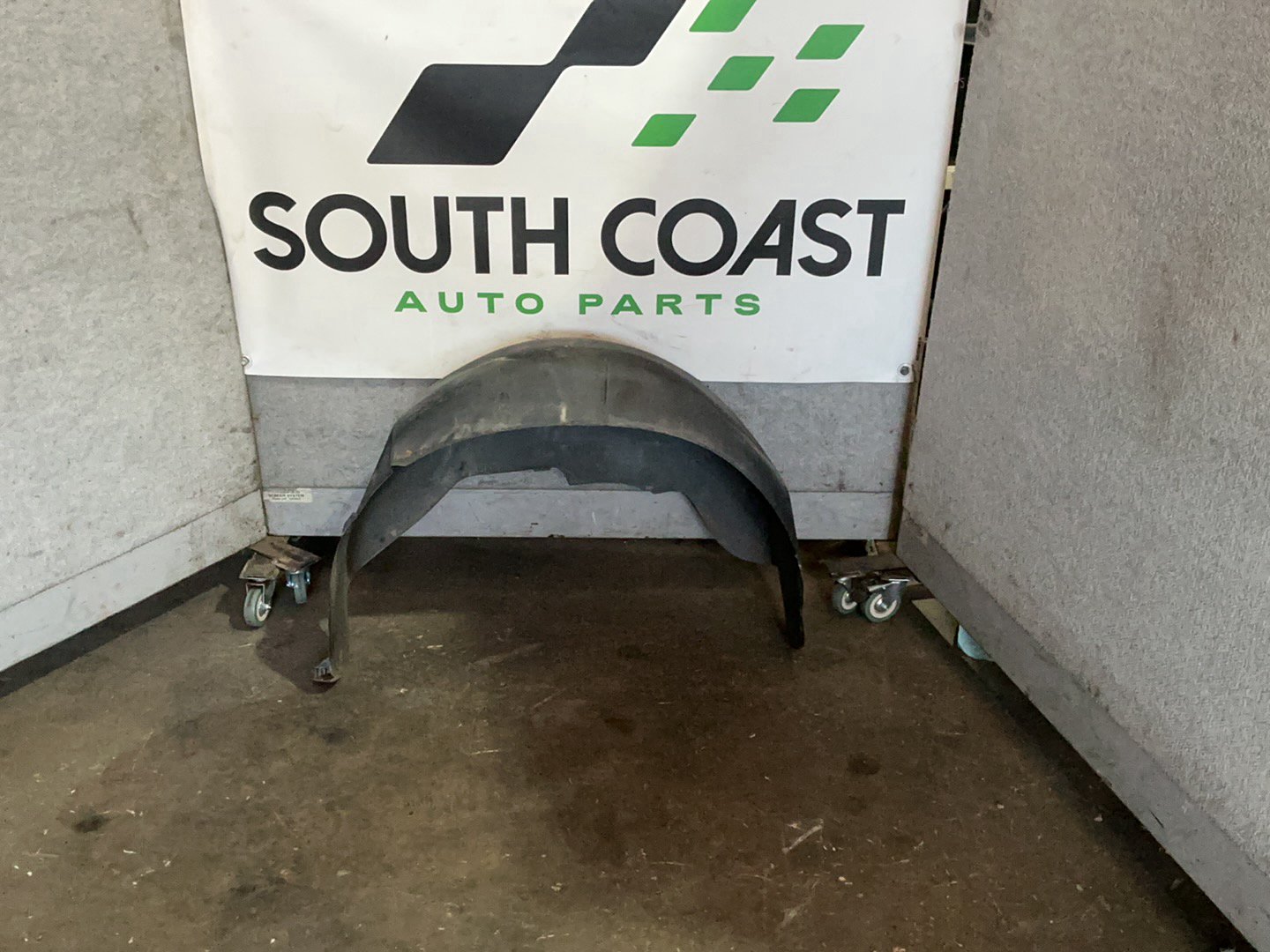 2005 Holden Commodore VZ  Right Rear Guard Liner