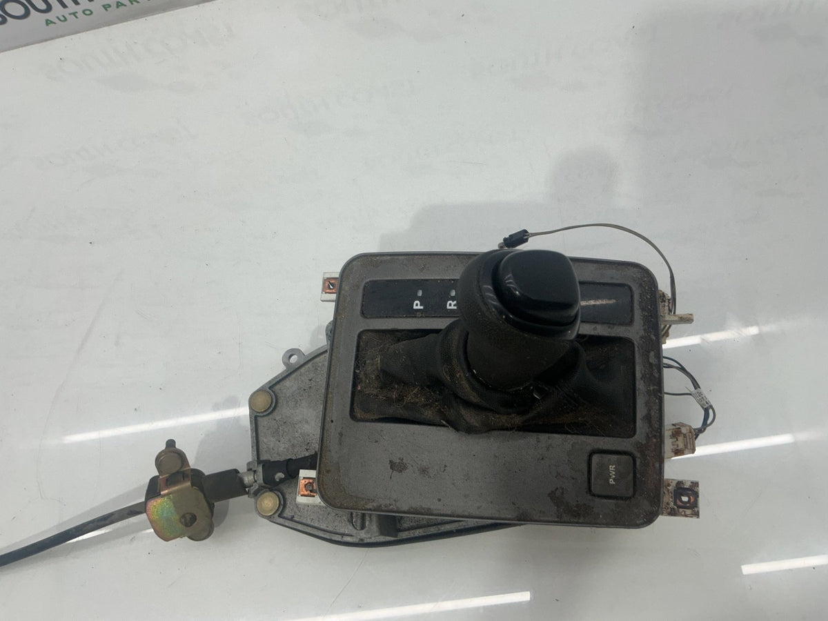2005 Holden Adventra VZ 6G1ZM84785L518795 Gear Stick/Shifter