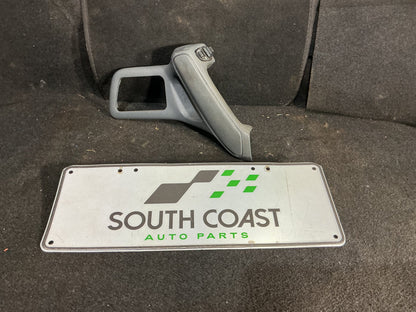 1990 Holden Statesman VQ 6H8VSY19UML459969 Right Front Door Interior Handle