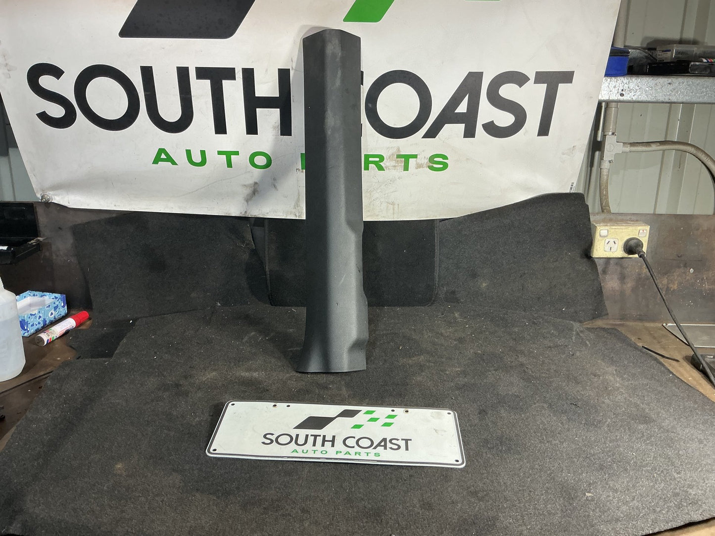 2013 Holden Ute VF  Left Front Door Scuff Panel 92264390