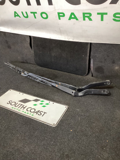 1994 Holden Commodore VR Wiper Arm Pair