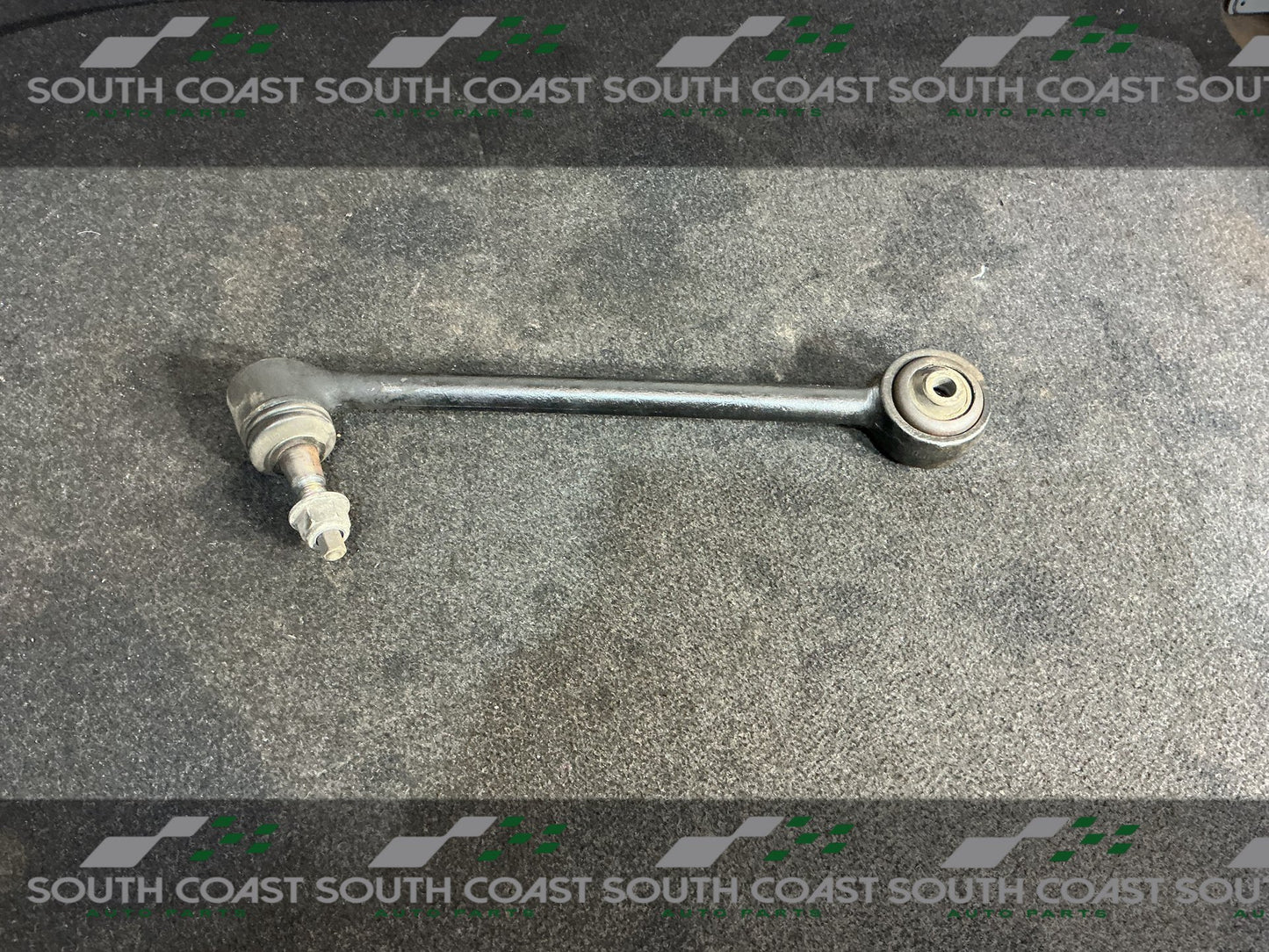 2011 Holden Commodore VE Right Front Lower Control Arm 92244052