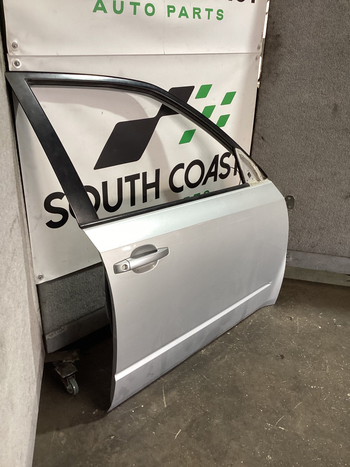 Subaru Forester SH  Right Front Door