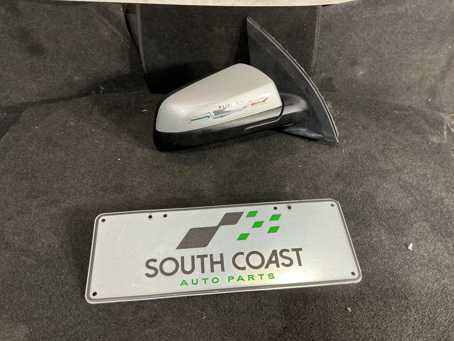2013 Holden Ute VF  Right Door Mirror 92269466