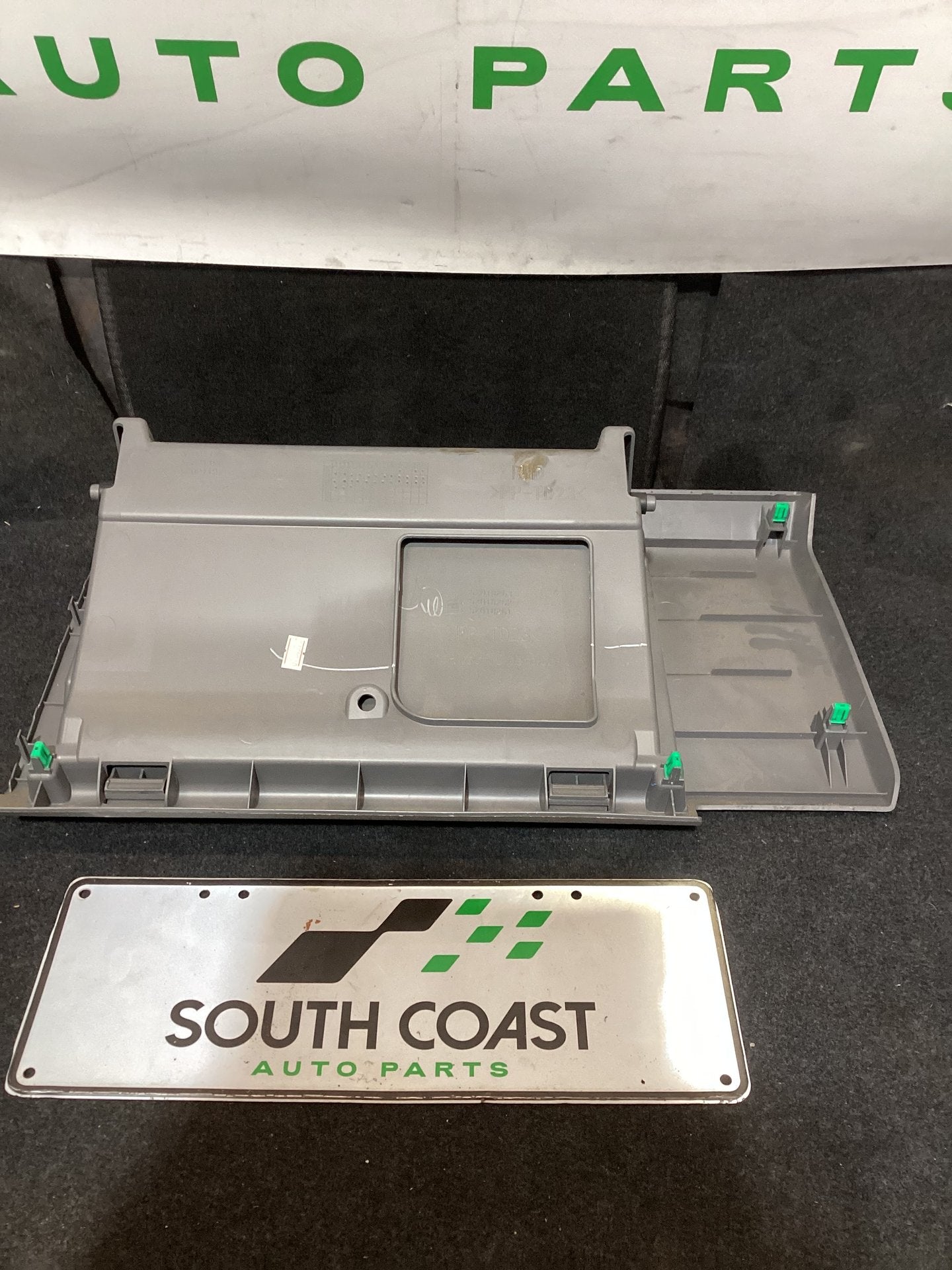 Holden Colorado RG U148CK Glove Box