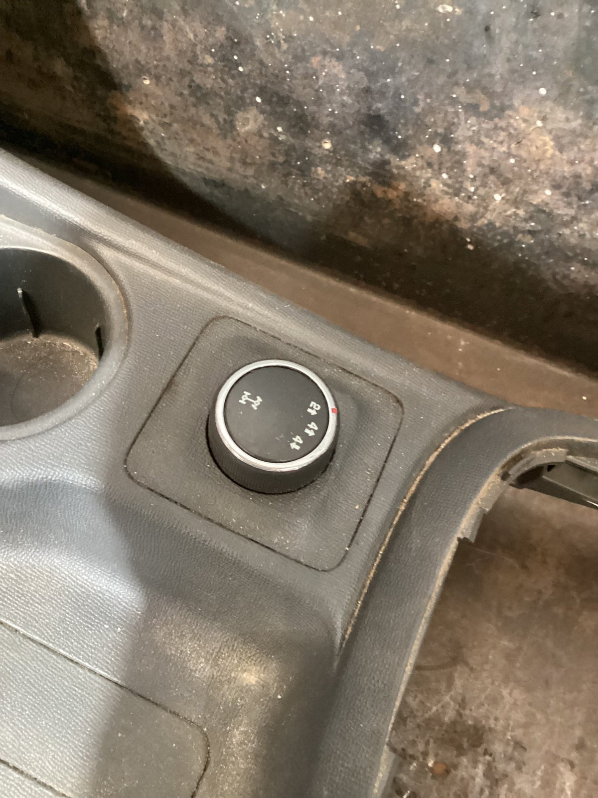 2013 Holden Colorado RG U148CK Centre Console