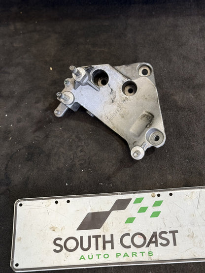 2005-2006 Holden Commodore VZ Air Compressor Bracket 92066396