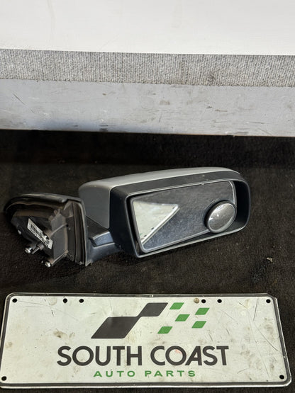 2005-2006 Holden Commodore VZ Right Door Mirror 92111026