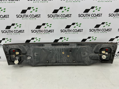 1999 Holden Commodore VT 6H8VTK69HXL423830 Bootlid Garnish 92048420
