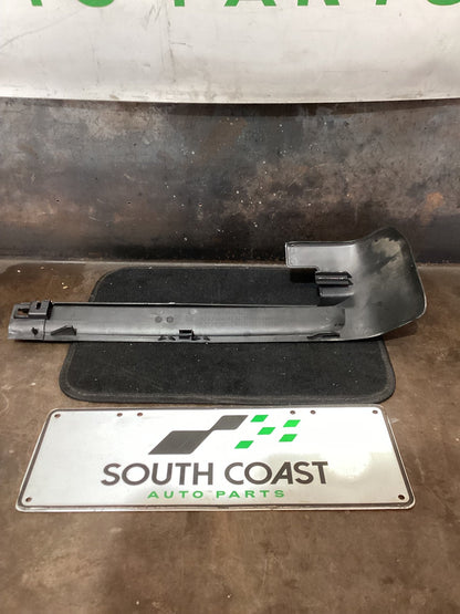 2011 Holden Commodore VE Left Front Seat Rail Trim 92176504