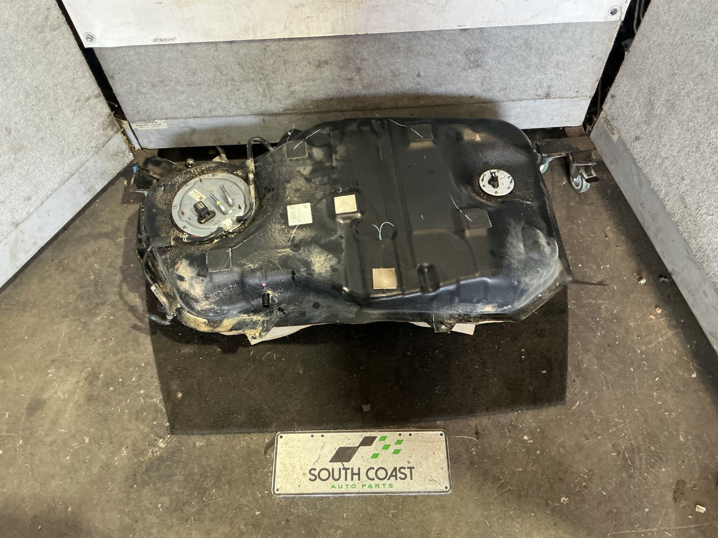 2014 Mazda CX-5 KE Fuel Tank KD63 42 100F