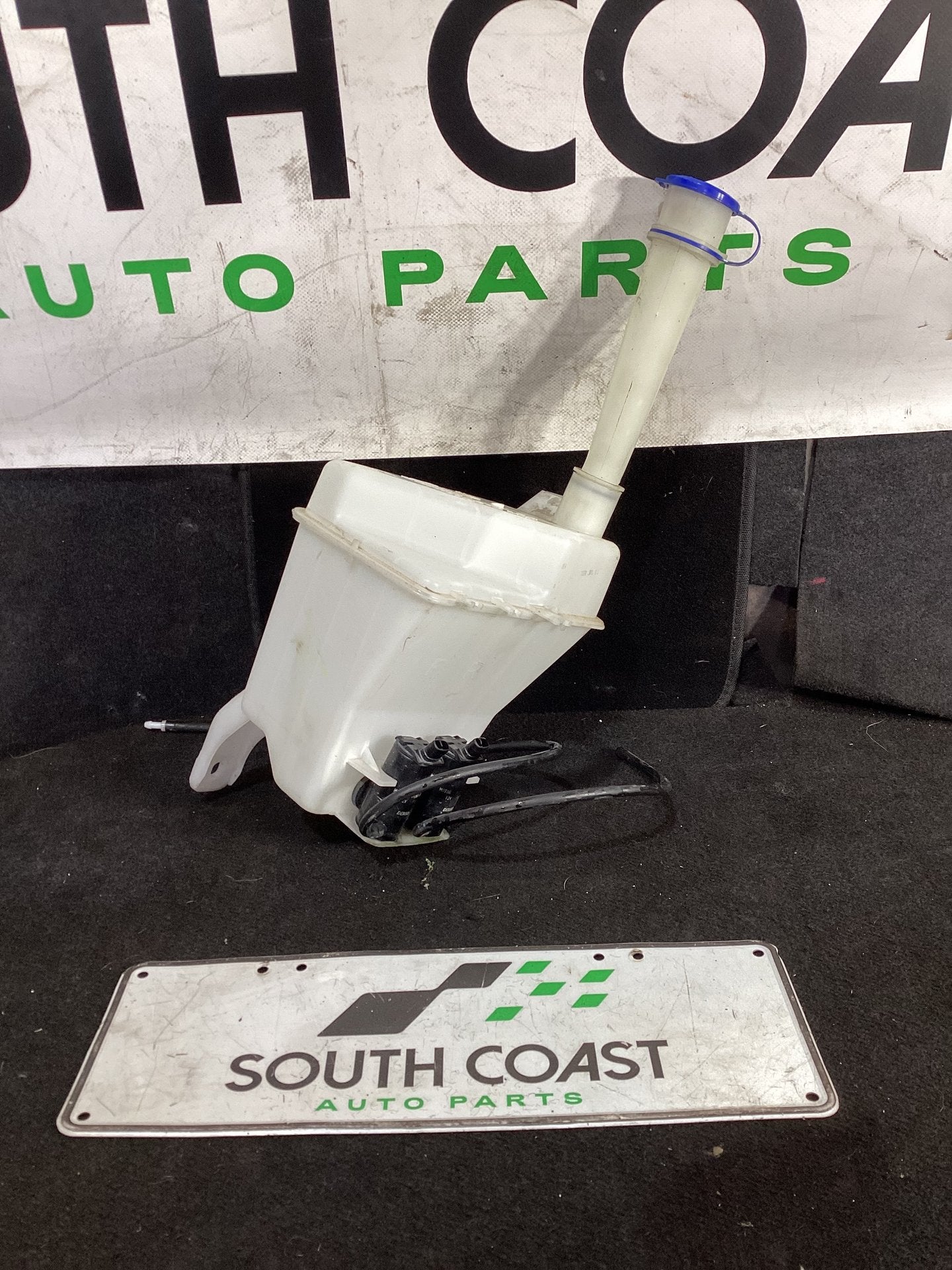 2009 Holden Barina TK KL3SF08619B693402 Washer Bottle