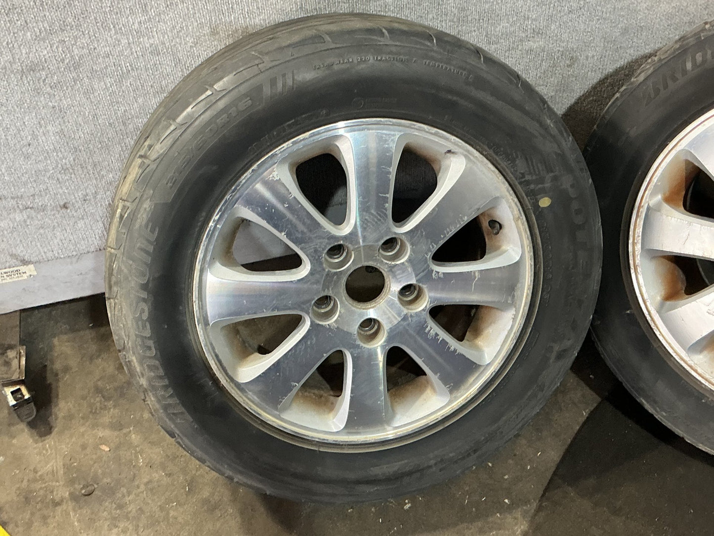 2002 Holden Statesman WH Mag Wheel Set