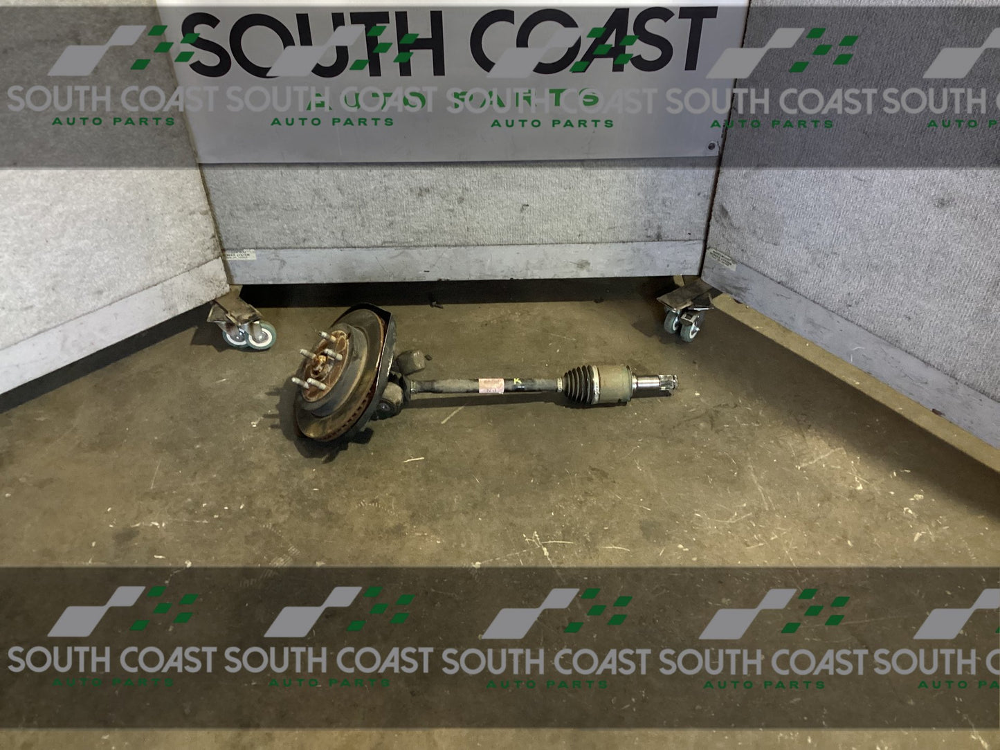 Holden Calais VE 6G1EX55768L940846 Right Rear Hub Assembly
