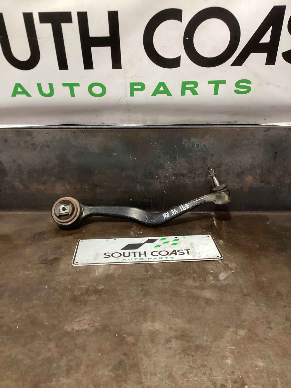 2010-2013 Holden Commodore VE 6G1EK5E79BL526529 Right Front Upper Control Arm 92244048
