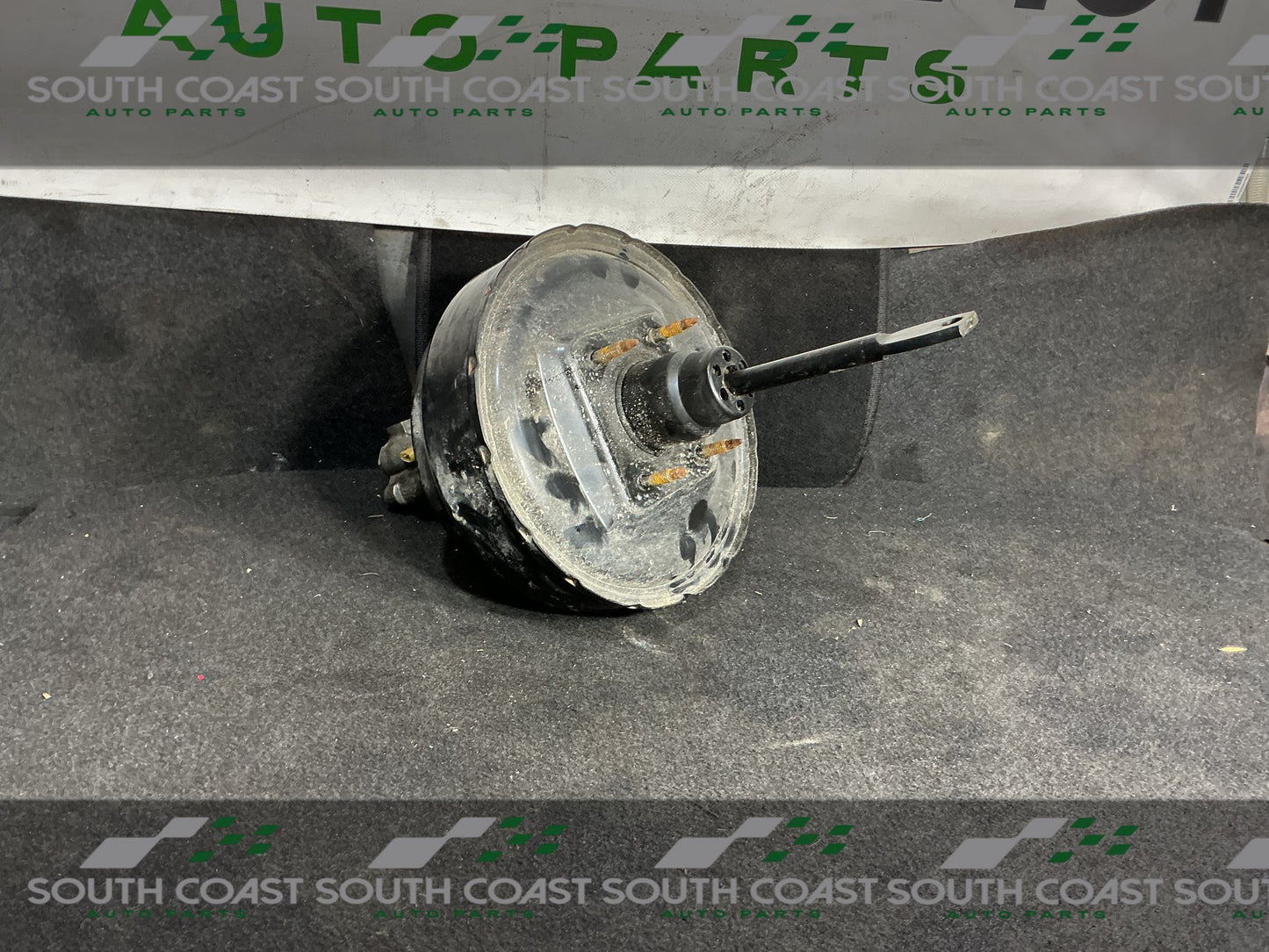 2003 Holden Commodore VY Brake Booster 92104795