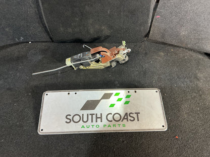 2002 Holden Statesman WH Right Front Lock Mechanism 90493702