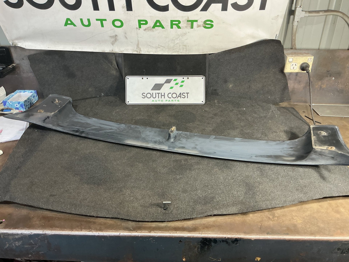 2005 Holden Commodore VZ  Rear Spoiler