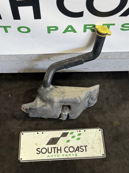 2005-2006 Holden Commodore VZ Washer Bottle 4053229