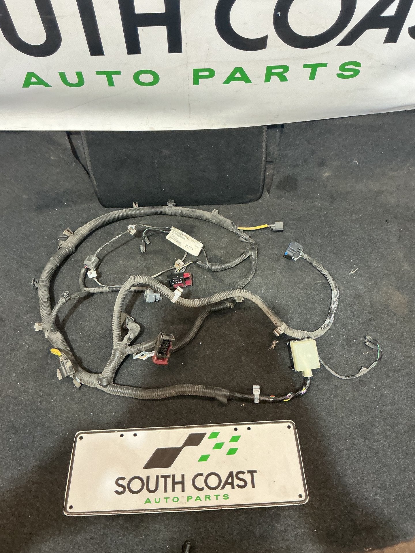 Holden Calais VE 6G1EX55768L940846 Rad Support Wiring Harness 92172038