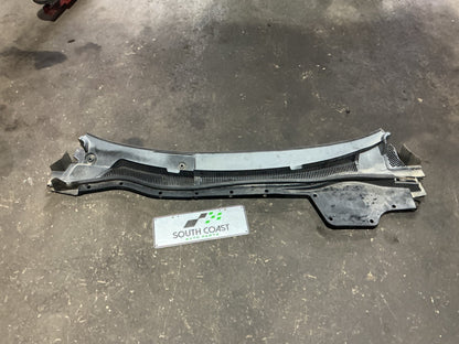 2013 Holden Ute VF  Wiper Motor Cover