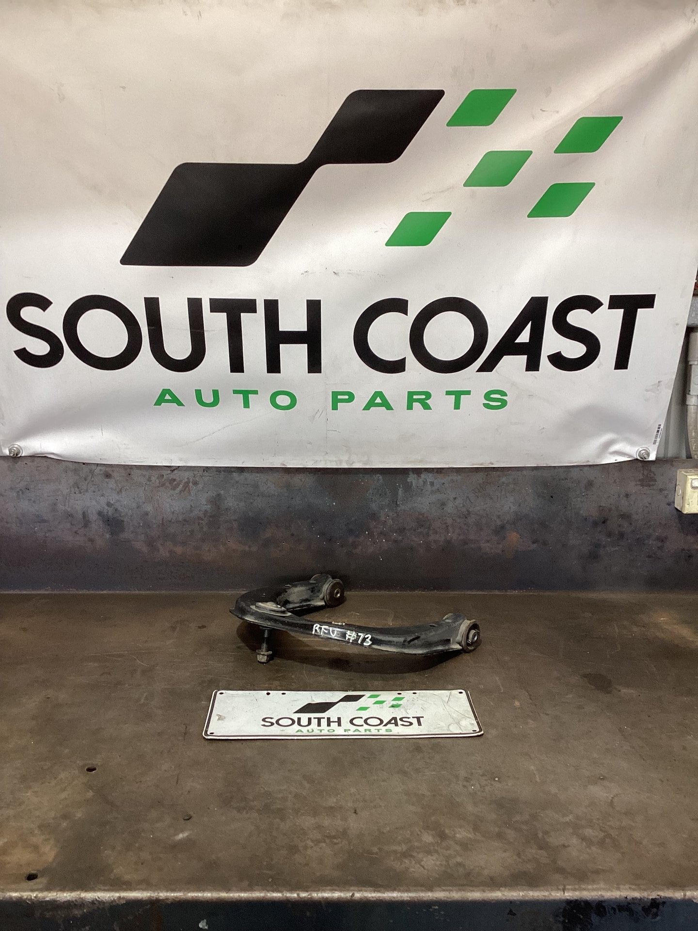 2018 Volkswagen Amarok Right Front Upper Control Arm RH2HD47022B