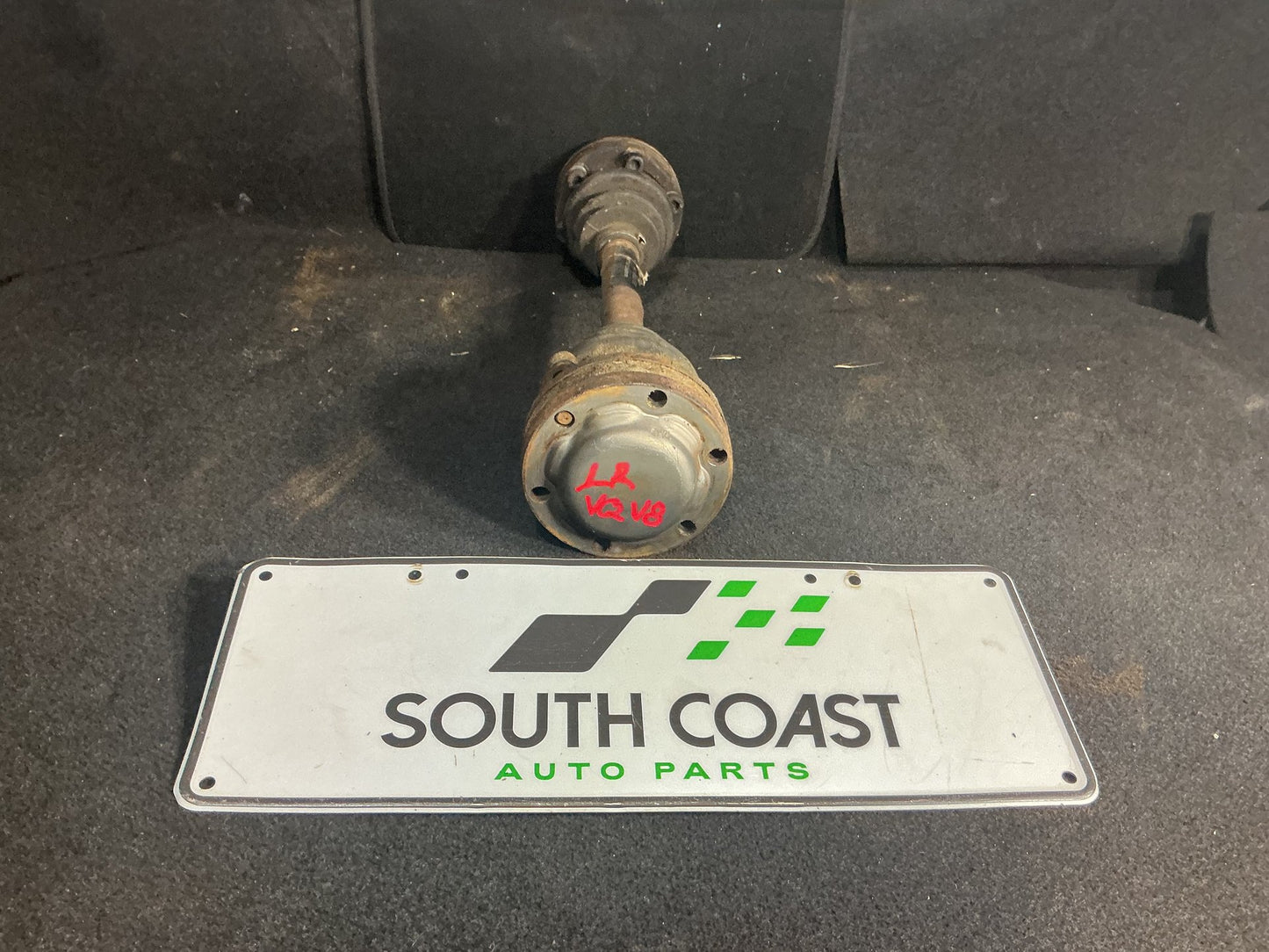 1990 Holden Statesman VQ 6H8VSY19UML459969 Left Rear Drive Shaft and Hub