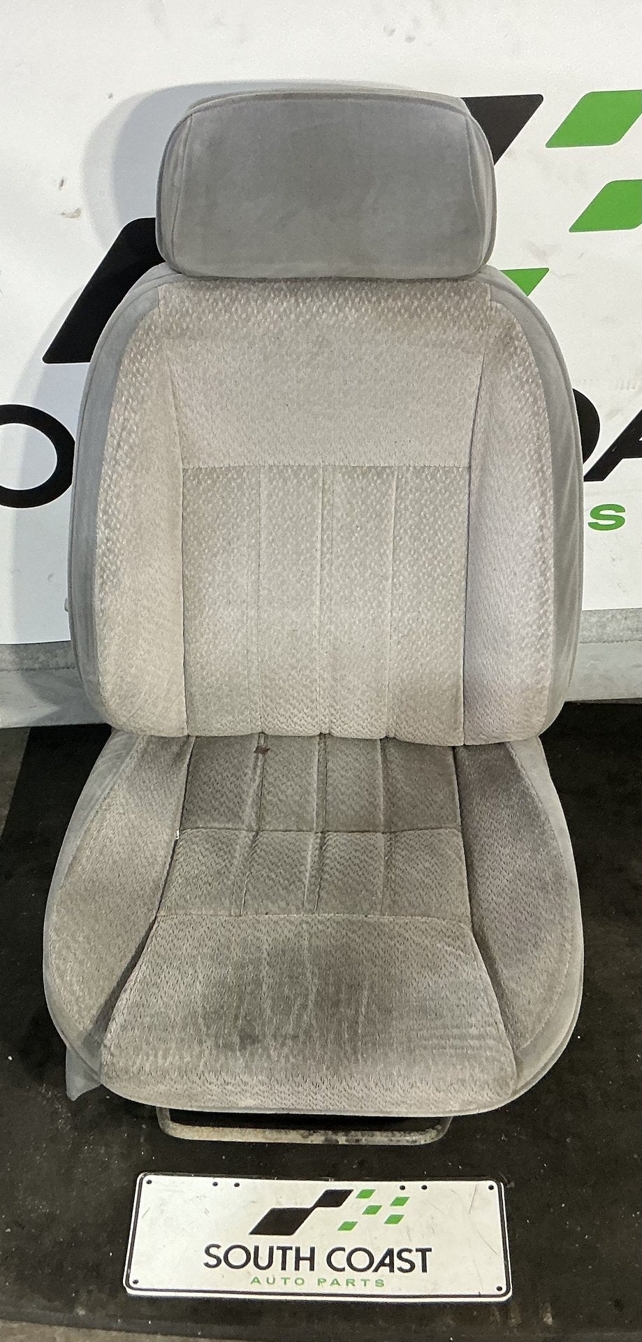 1993-1997 Holden Commodore VR Seats Set