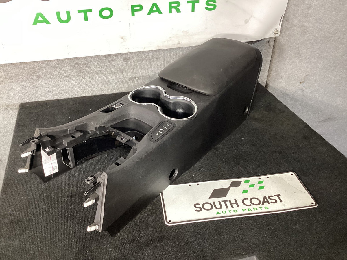 2017 Holden Commodore VF Centre Console