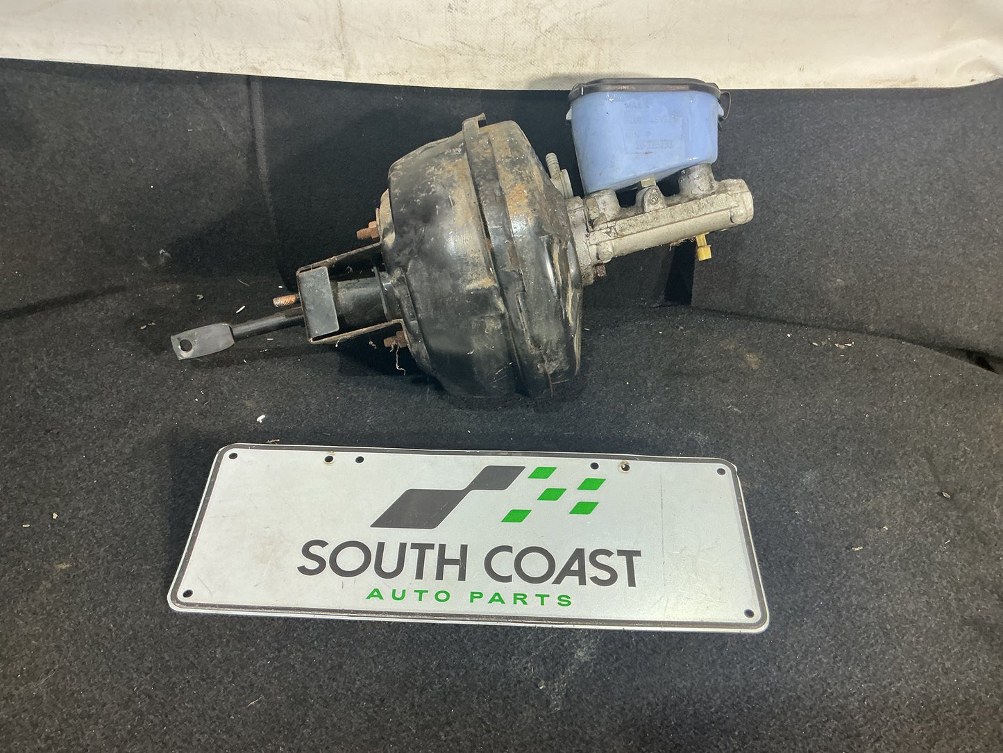 1990 Holden Statesman VQ 6H8VSY19UML459969 Brake Booster