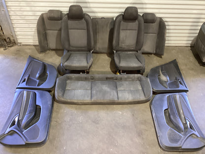 2014 - 2017 Holden Commodore   Complete Interior VFMY16EVOKECOMPLETEINTERIORSEATSDOORTRIMS