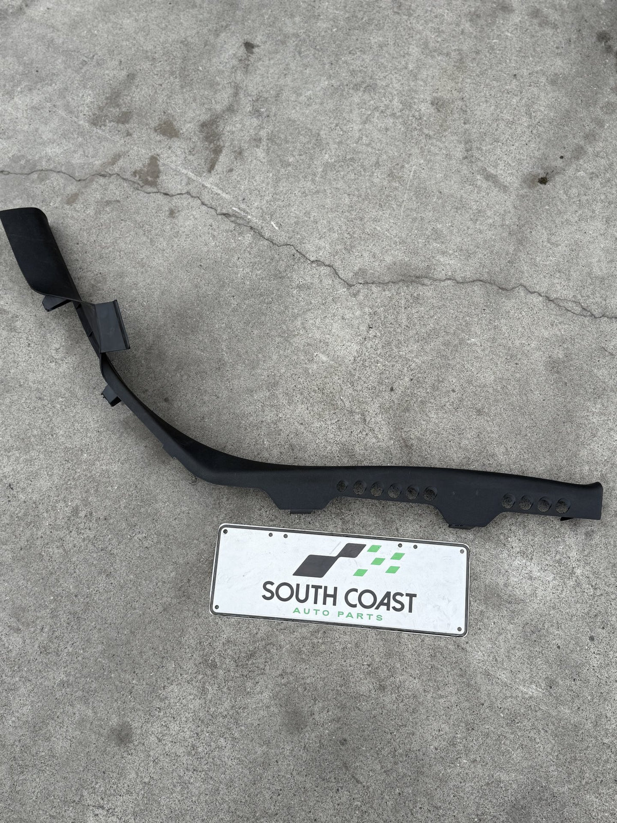 2009 Audi A4 B8 WAUZZ8K9AA071441 Right C Pillar Trim 8K0867768A
