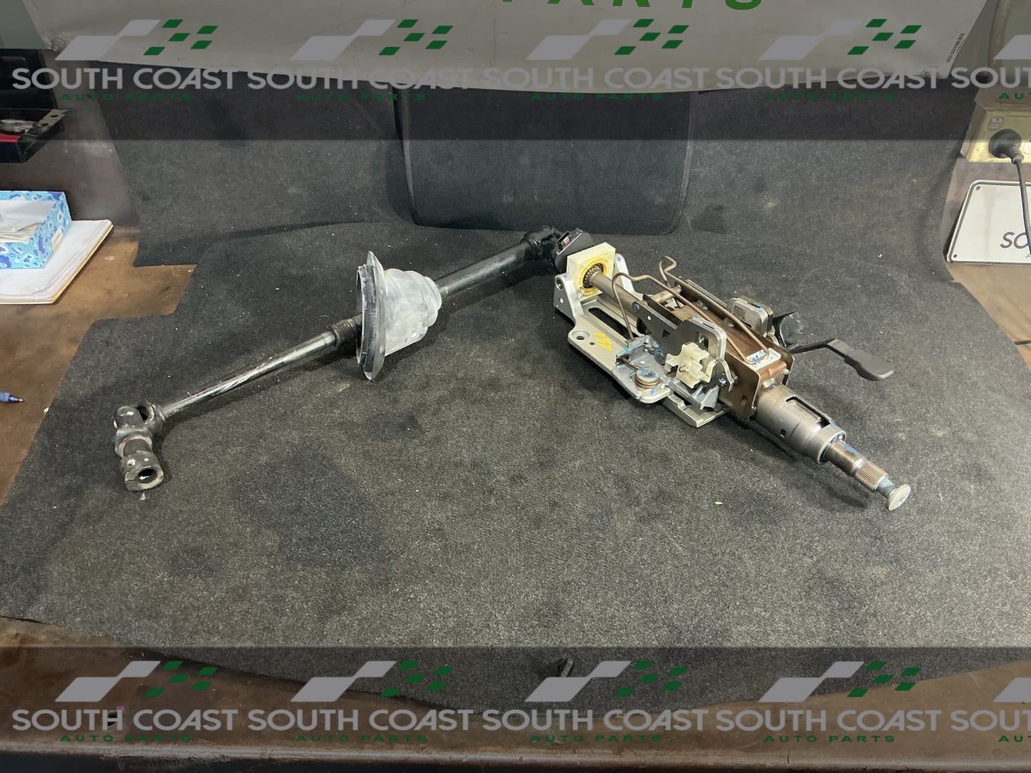 2011 Holden Commodore VE Steering Column 92253109