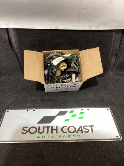 Holden Calais VE 6G1EX55768L940846 Right Front Door Loom 92200751
