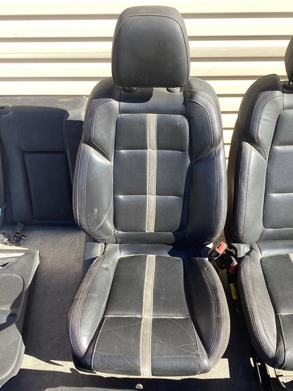 2013 - 2015 Holden Commodore   Complete Interior